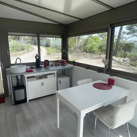 La Pinede Du Esparron-de-Verdon