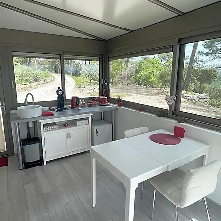 Bed & Breakfast La Pinede Du